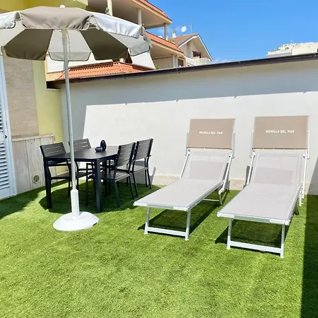 Novella Del Mar Prima Fila Dal Mare Ferienhaus *